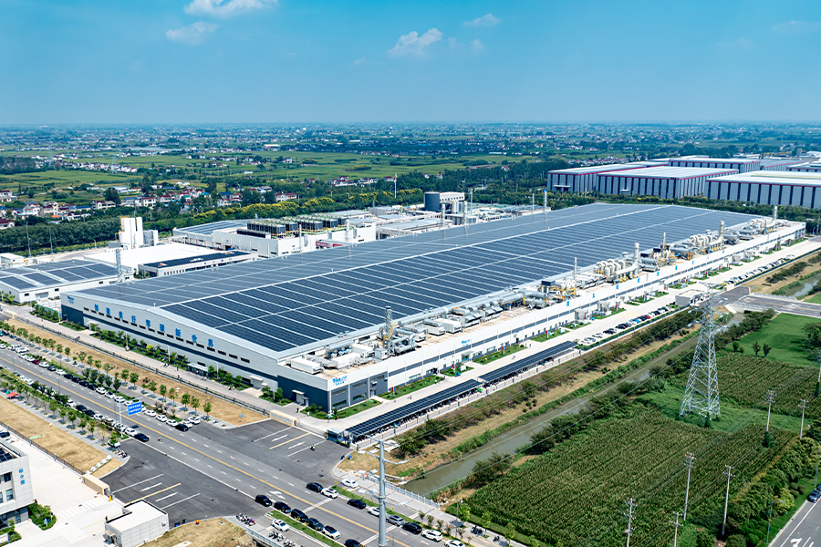 トリナソーラー株式会社